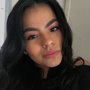 Meet your Posher, Miriam